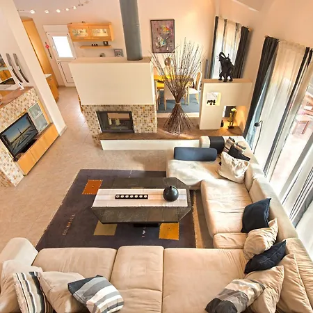 Olive Private Swimming Pool 5 Bdr Rhodes