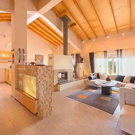 Villa Olive Private Swimming Pool 5 Bdr Rhodes