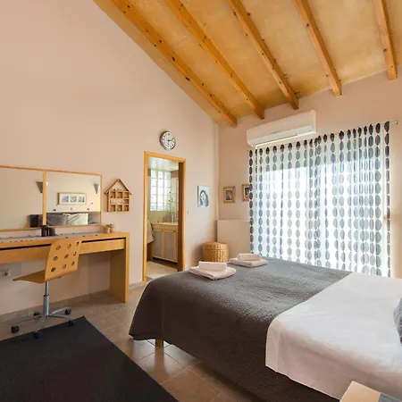 Olive Private Swimming Pool 5 Bdr Rhodes