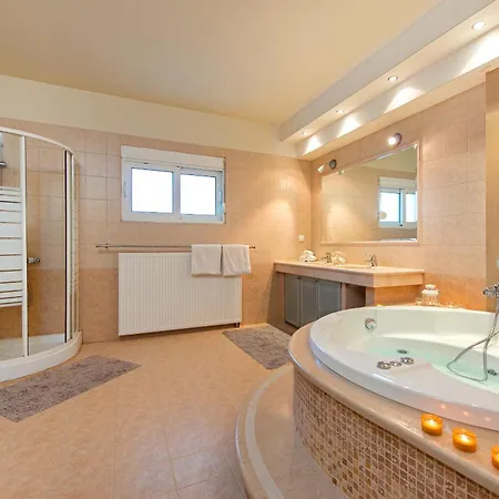 Olive Private Swimming Pool 5 Bdr Rhodes *