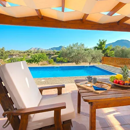 Olive Private Swimming Pool 5 Bdr Rhodes ヴィラ コリンビア